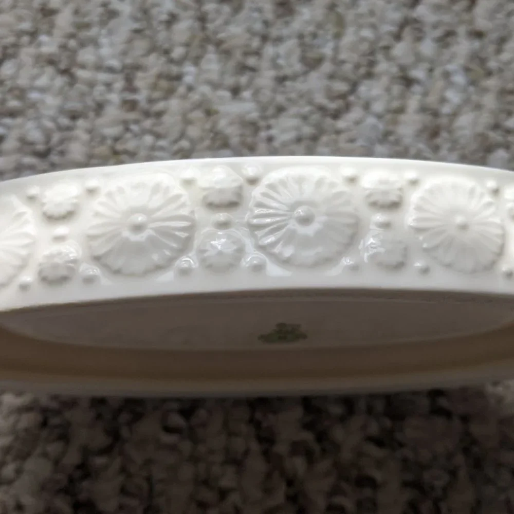 Royal Doulton Soap Dish Elegant Embossed E…